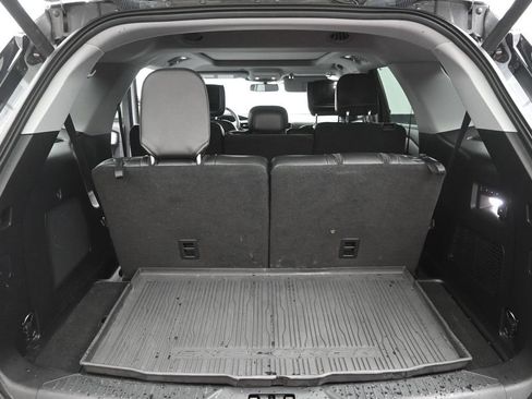 Used 2021 Ford Explorer Limited w/ Equipment Group 301A RWD image 23