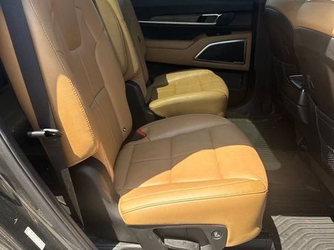 Used 2021 Kia Telluride SX w/ Nightfall Edition Package AWD/4WD image 17