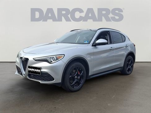 Used 2018 Alfa Romeo Stelvio Sport w/ Quick Order Package 22J Sport image 3