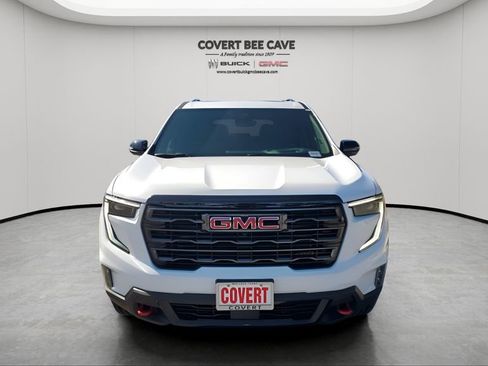 New 2026 GMC Acadia AT4 w/ Luxury Package image 2