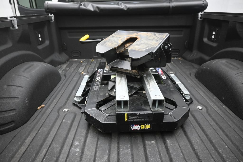 Used 2025 Ford F250 Lariat w/ Black Appearance Package AWD/4WD image 10