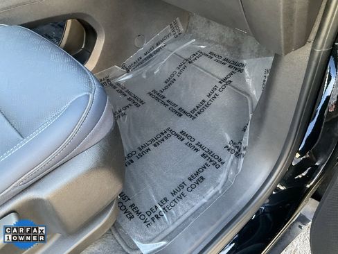 Used 2022 Chevrolet Bolt EUV LT w/ Convenience Package image 61