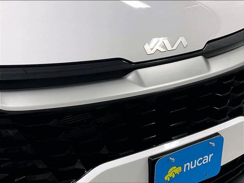 Used 2023 Kia Sportage EX image 31