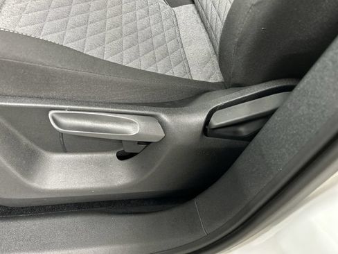 Certified 2026 Volkswagen Tiguan S AWD/4WD image 10