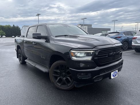 Used 2023 RAM 1500 Laramie AWD/4WD image 16