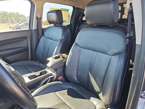 Used 2022 Ford Ranger Lariat w/ Equipment Group 501A High image 16