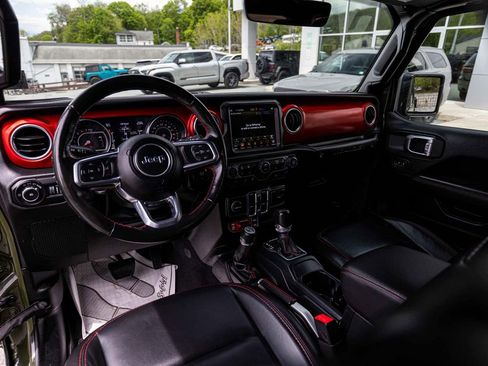 Used 2021 Jeep Wrangler Unlimited Rubicon AWD/4WD image 17