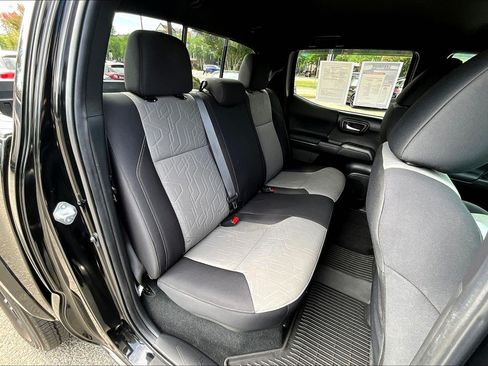 Used 2023 Toyota Tacoma TRD Sport AWD/4WD image 27