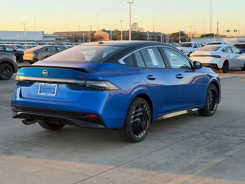 New 2026 Nissan Sentra SR image 5