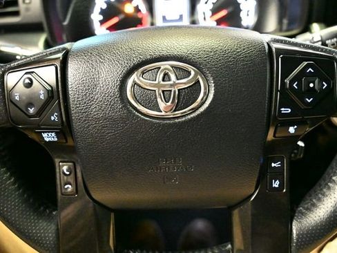 Used 2020 Toyota 4Runner Nightshade image 39