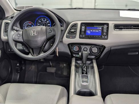 Used 2020 Honda HR-V LX image 5