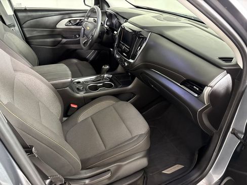 Used 2020 Chevrolet Traverse LS w/ LPO, Floor Liner Package FWD image 18