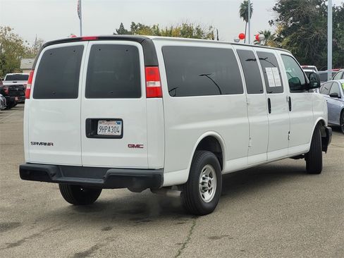 Used 2023 GMC Savana 3500 LS image 5