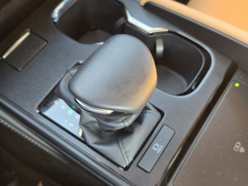 Certified 2025 Lexus ES 350 w/ Premium Package image 24