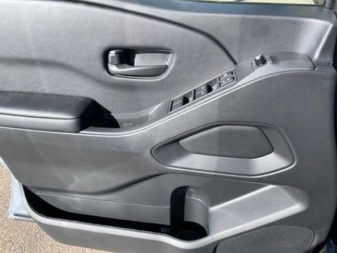 New 2026 Nissan Frontier SV w/ SV Convenience Package image 12