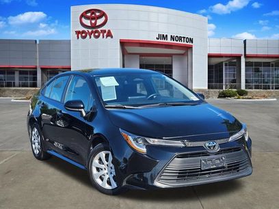 Used 2025 Toyota Corolla LE