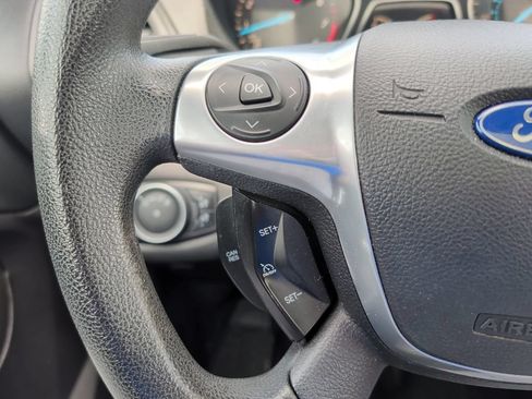 Used 2016 Ford Escape SE FWD image 8