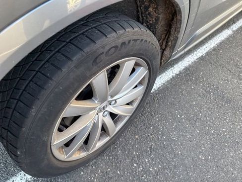 Used 2018 Volvo XC90 T6 Momentum w/ Momentum Plus Package image 50