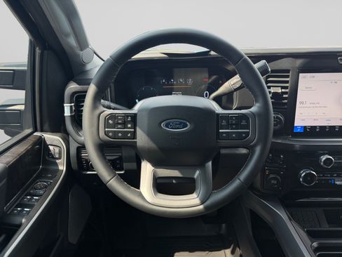 Used 2026 Ford F350 Lariat w/ Lariat Ultimate Package AWD/4WD image 11