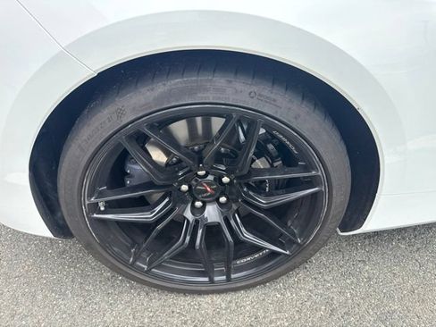 Used 2024 Chevrolet Corvette Z06 RWD image 10