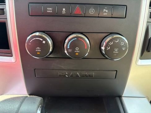 Used 2012 RAM 1500 Big Horn RWD image 20