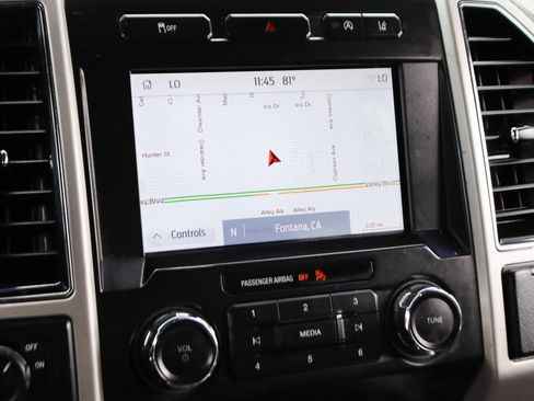 Used 2020 Ford F150 Lariat RWD image 28