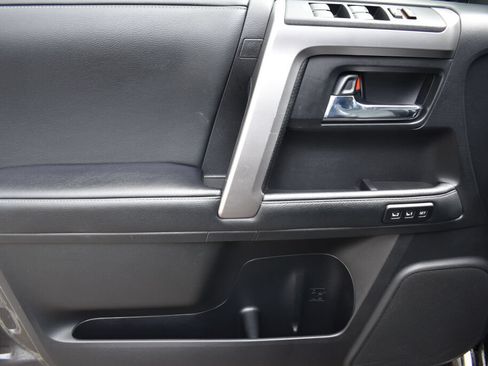 Certified 2020 Toyota 4Runner Limited AWD/4WD image 17