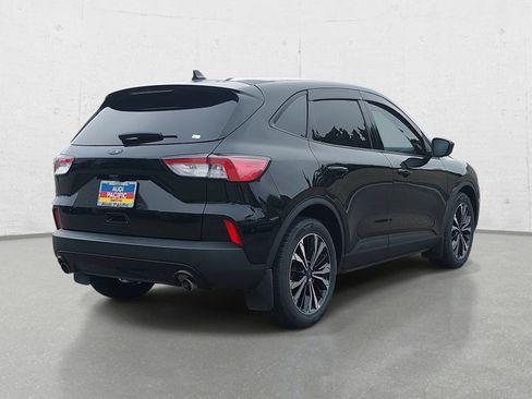 Used 2022 Ford Escape SE w/ SE Sport Appearance Package FWD image 5