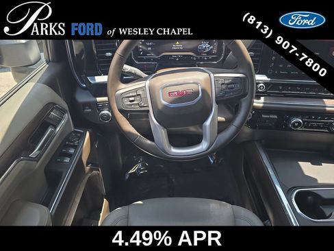 Used 2024 GMC Sierra 2500 SLT w/ SLT Premium Package AWD/4WD image 11