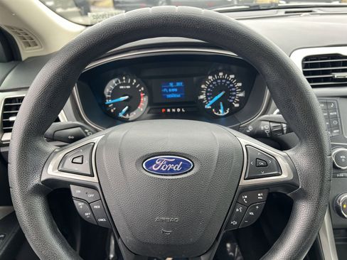 Used 2017 Ford Fusion S image 16