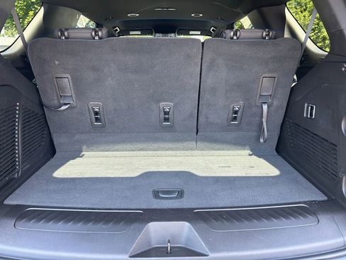 Used 2023 Chevrolet Tahoe LS image 24