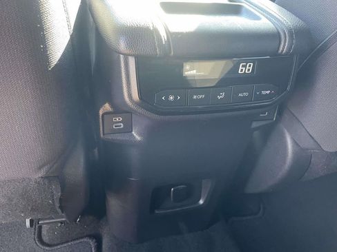 Used 2025 Toyota Grand Highlander FWD image 12