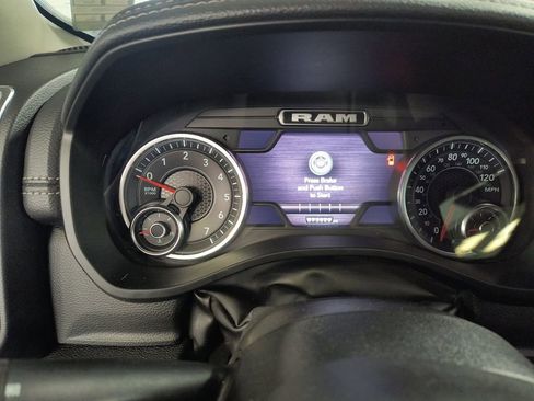 Used 2022 RAM 1500 Laramie AWD/4WD image 14