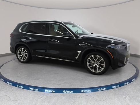 Certified 2026 BMW X5 xDrive40i AWD/4WD image 3