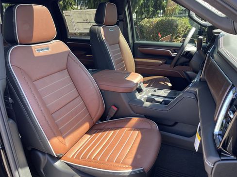 New 2025 GMC Sierra 3500 Denali Ultimate image 65