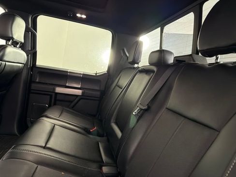 Used 2019 Ford F150 Lariat w/ Equipment Group 502A Luxury AWD/4WD image 13