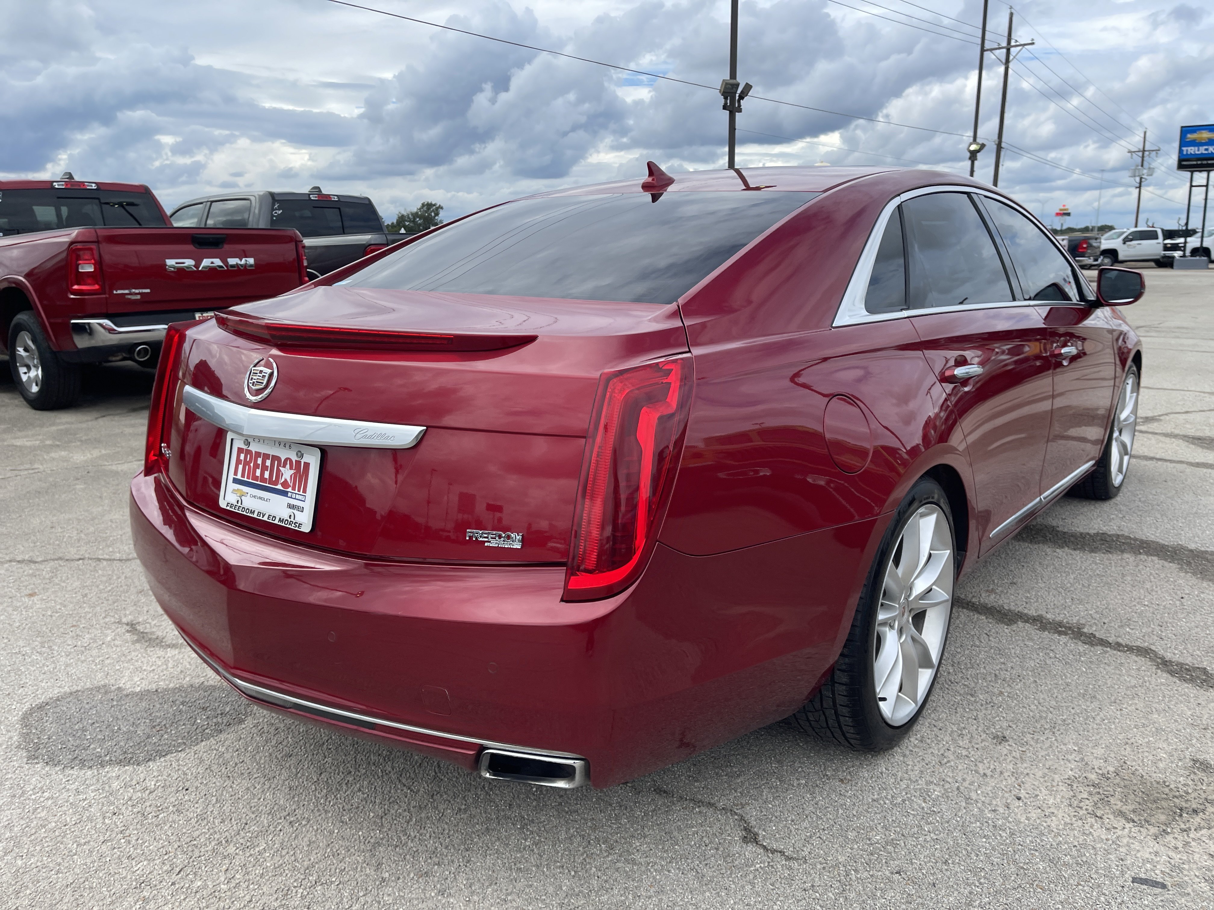 Used 2013 Cadillac XTS Premium FWD image 8