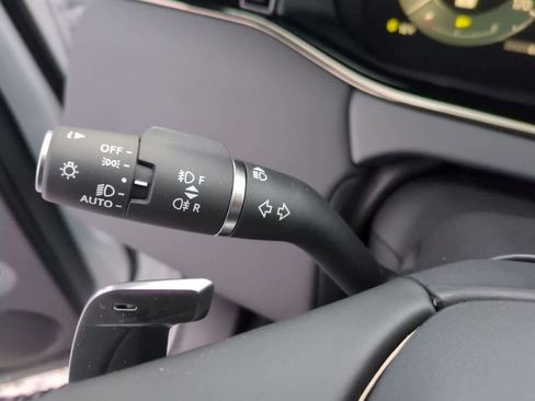 New 2026 Land Rover Range Rover Evoque S image 28