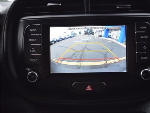 Used 2021 Kia Soul S image 15