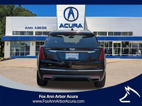 Used 2023 Cadillac XT5 Premium Luxury image 4