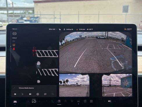 Used 2023 Tesla Model Y AWD image 23