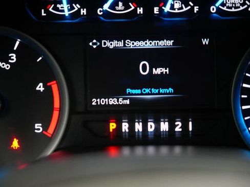 Used 2018 Ford F250 XLT w/ Snow Plow Prep Package AWD/4WD image 33