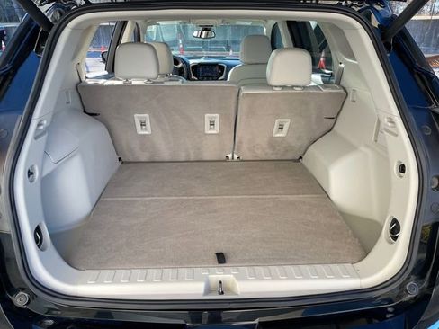 Used 2022 GMC Terrain Denali image 15