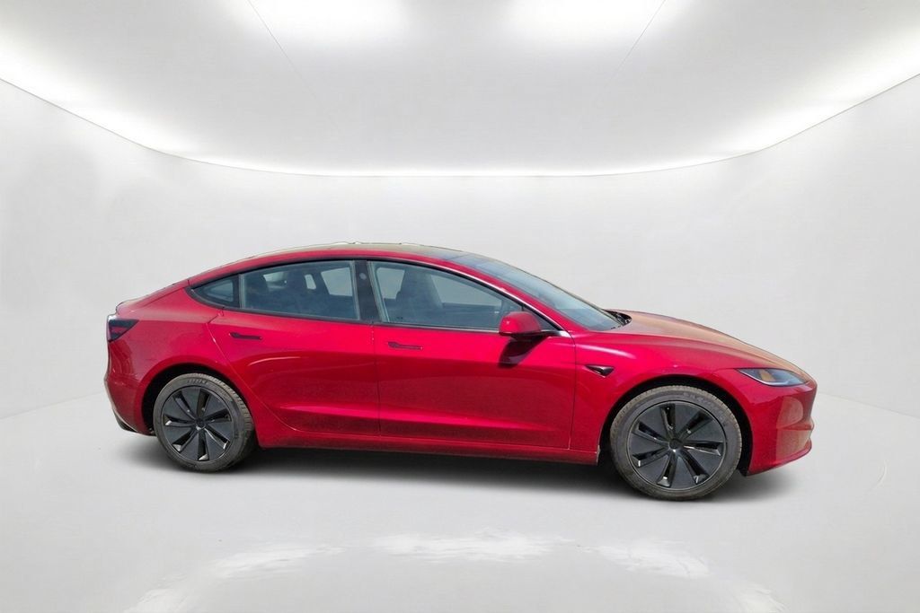 Used 2025 Tesla Model 3 Long Range RWD image 4