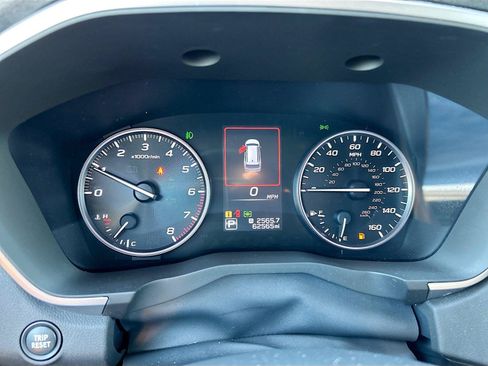 Used 2023 Subaru Ascent Limited AWD/4WD image 39