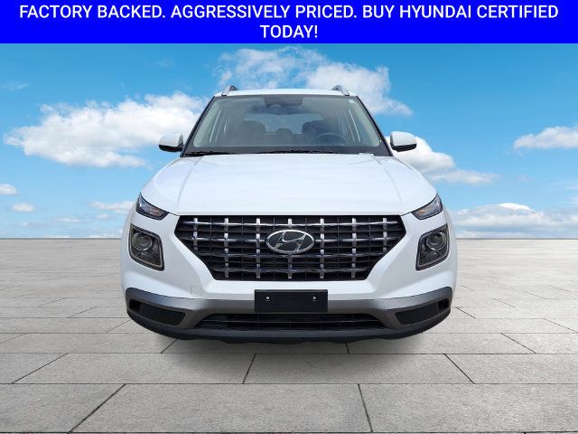 Certified 2025 Hyundai Venue SEL FWD image 3