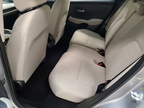 Used 2024 Honda HR-V LX image 18