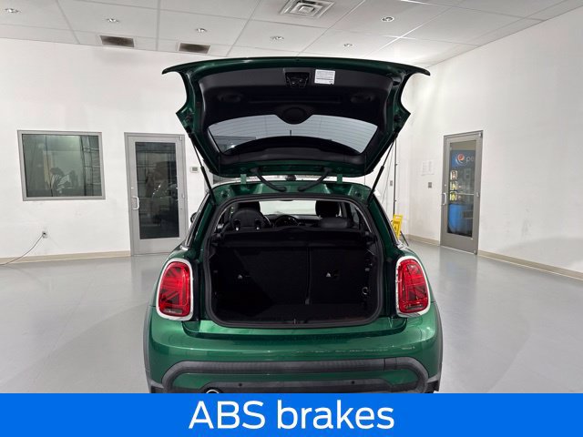 Used 2022 MINI Cooper 2-Door Hardtop FWD image 10