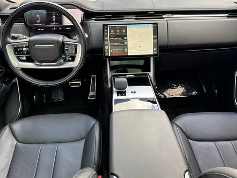 Used 2024 Land Rover Range Rover SE AWD/4WD image 14