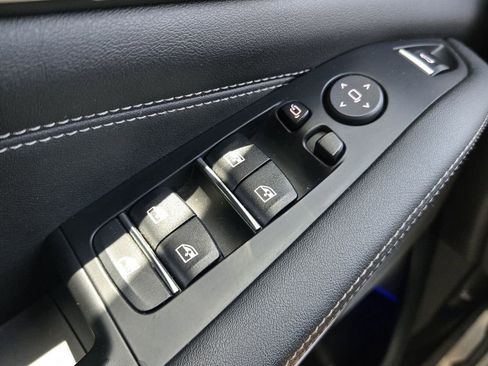 Used 2024 BMW X5 M60i w/ Executive Package AWD/4WD image 24